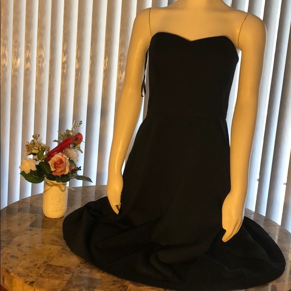 WHITE HOUSE BLACK MARKET DRESS Black SZ 8 - Picture 1 of 6